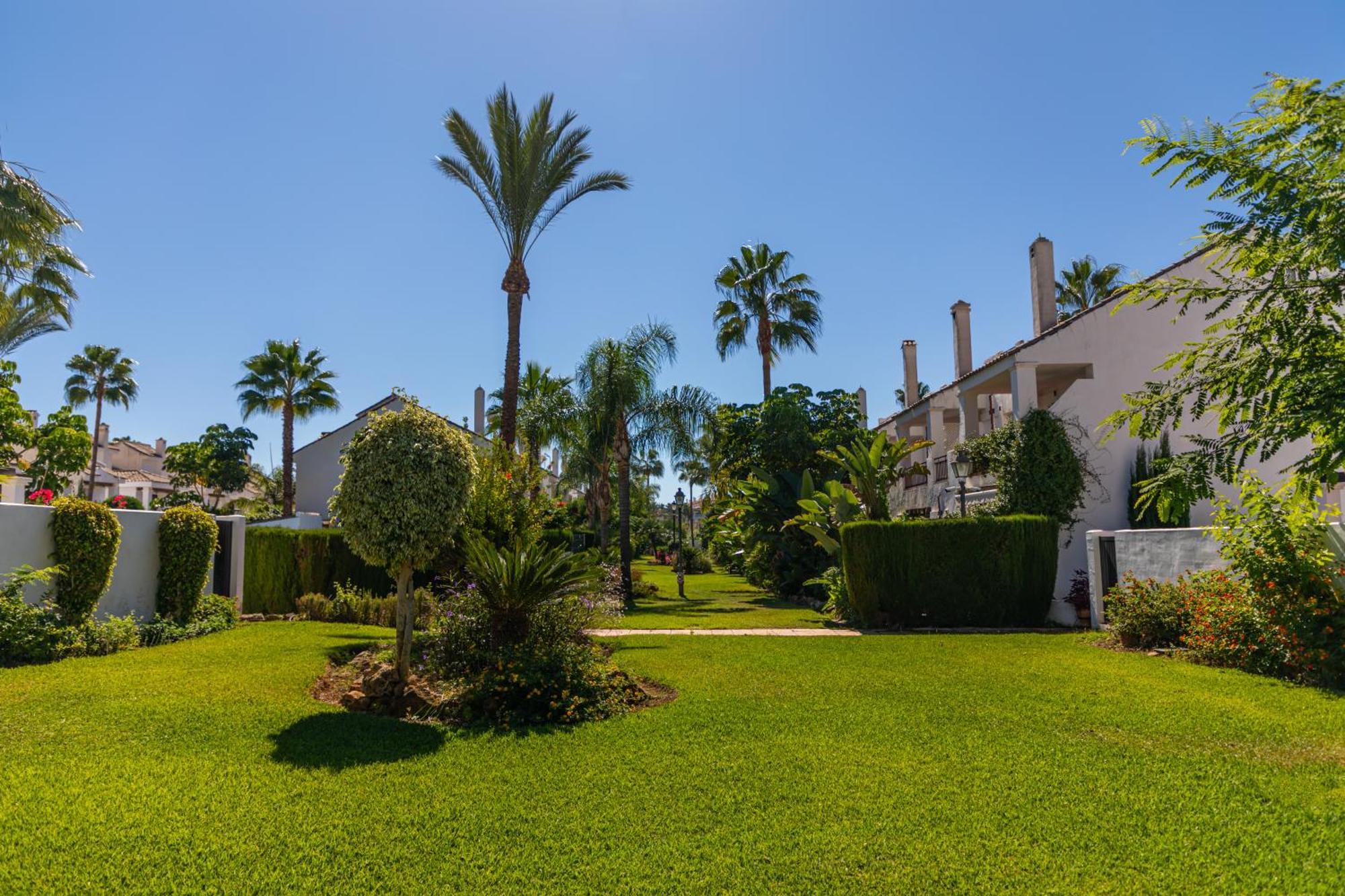 Ab - Chic House Marbella